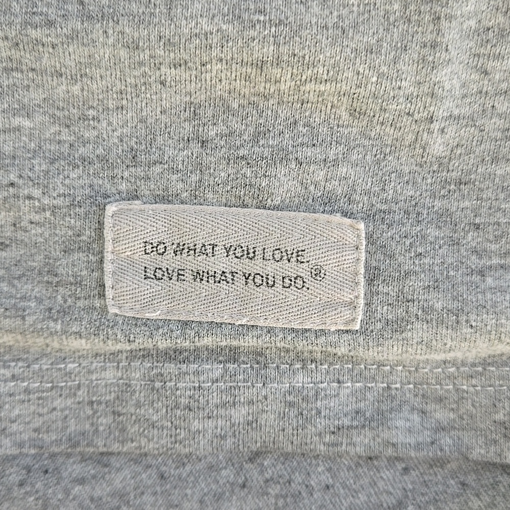 Women's Life is Good Tshirt Size XXL Grey. US Flag - Picture 6 of 9